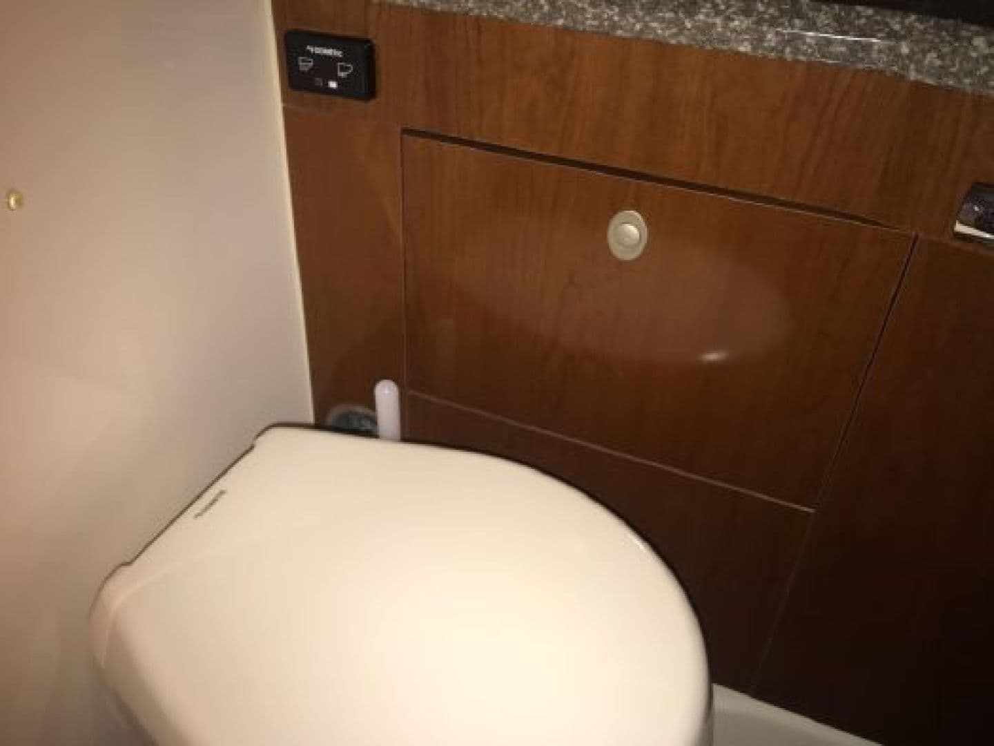 2005 Sea Ray Sundancer — photo 23