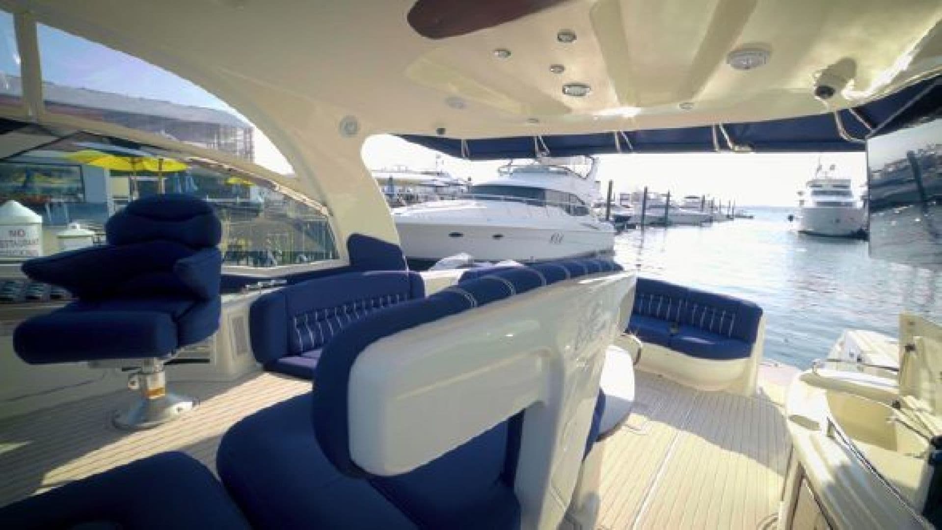 2005 Sea Ray Sundancer — photo 3