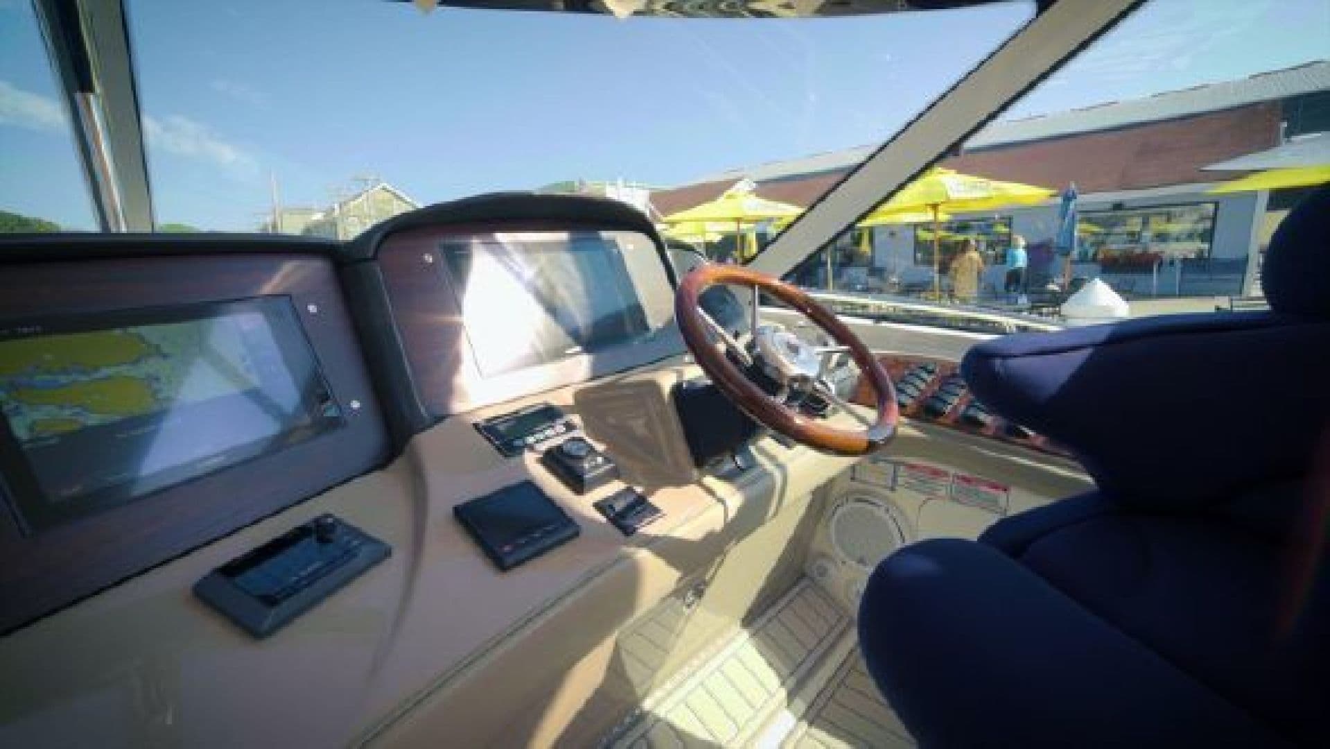 2005 Sea Ray Sundancer — photo 2