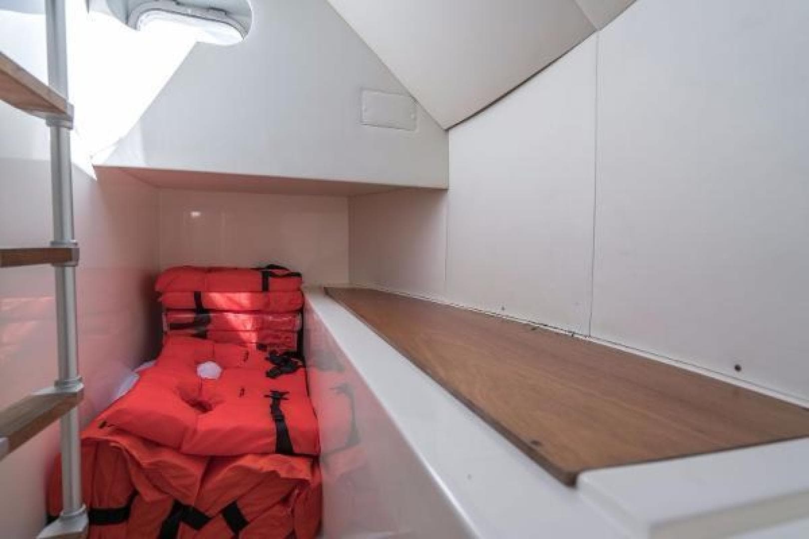 2008 Pershing — photo 31