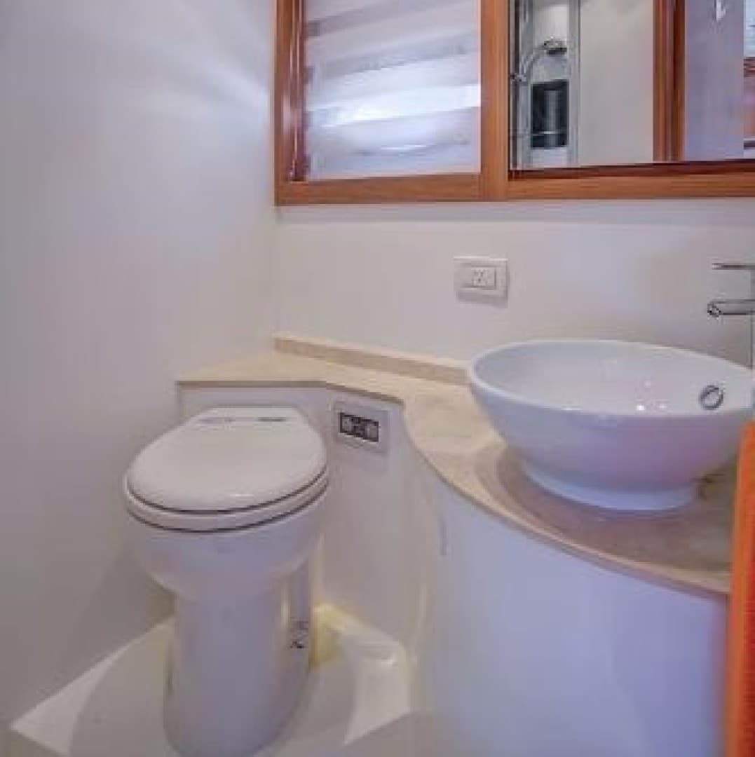 2008 Pershing — photo 35