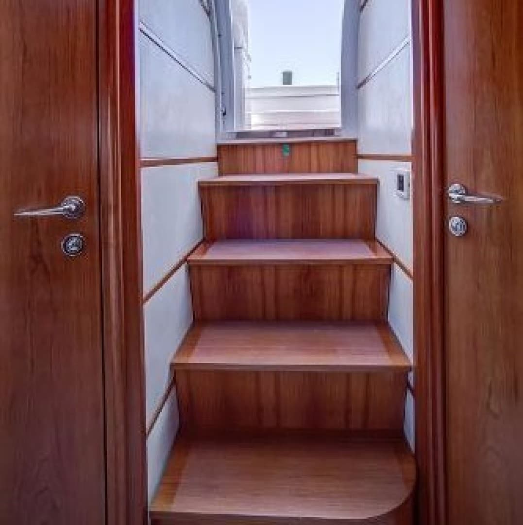 2008 Pershing — photo 34