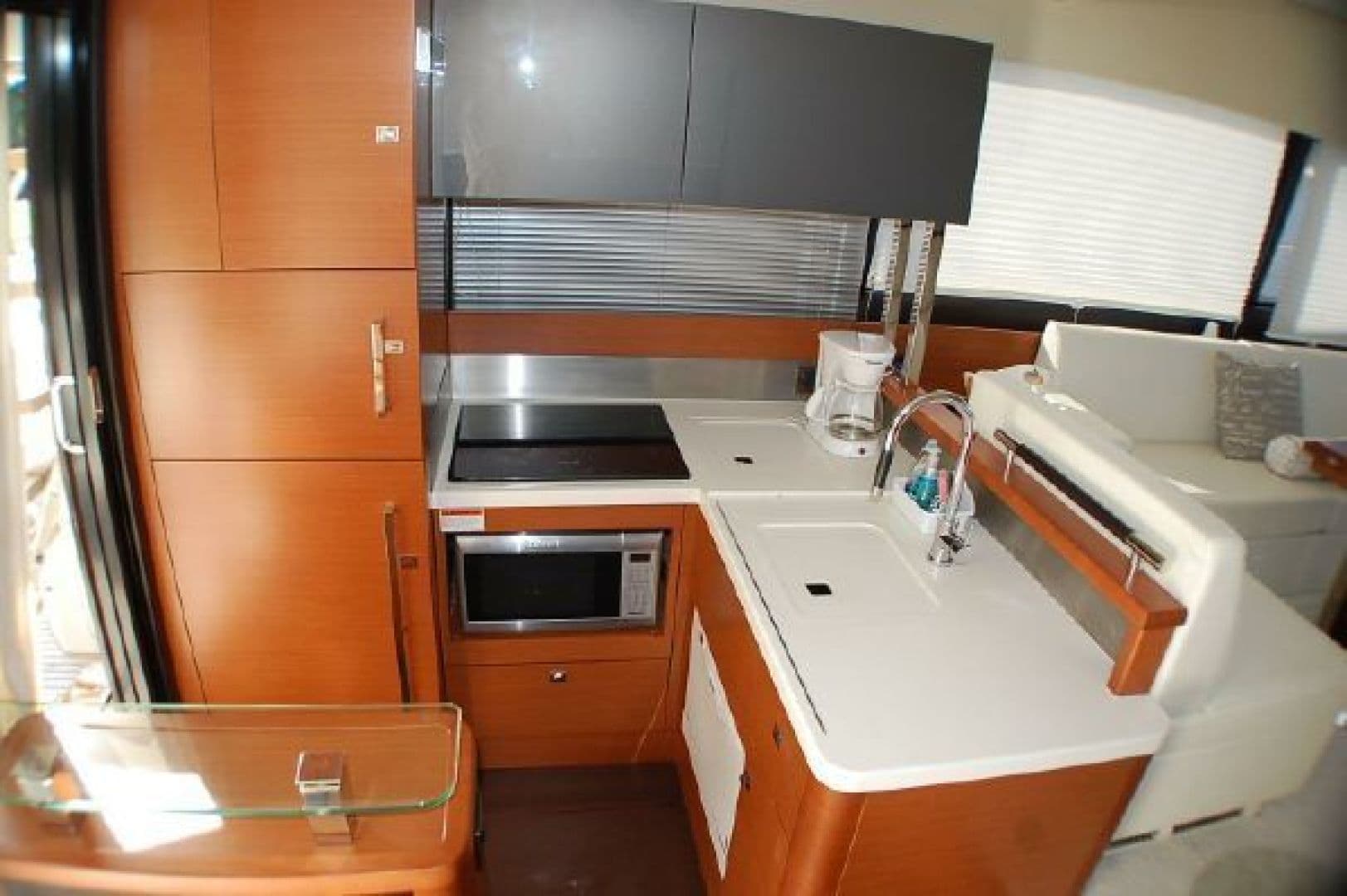 2014 Prestige 500 — photo 9