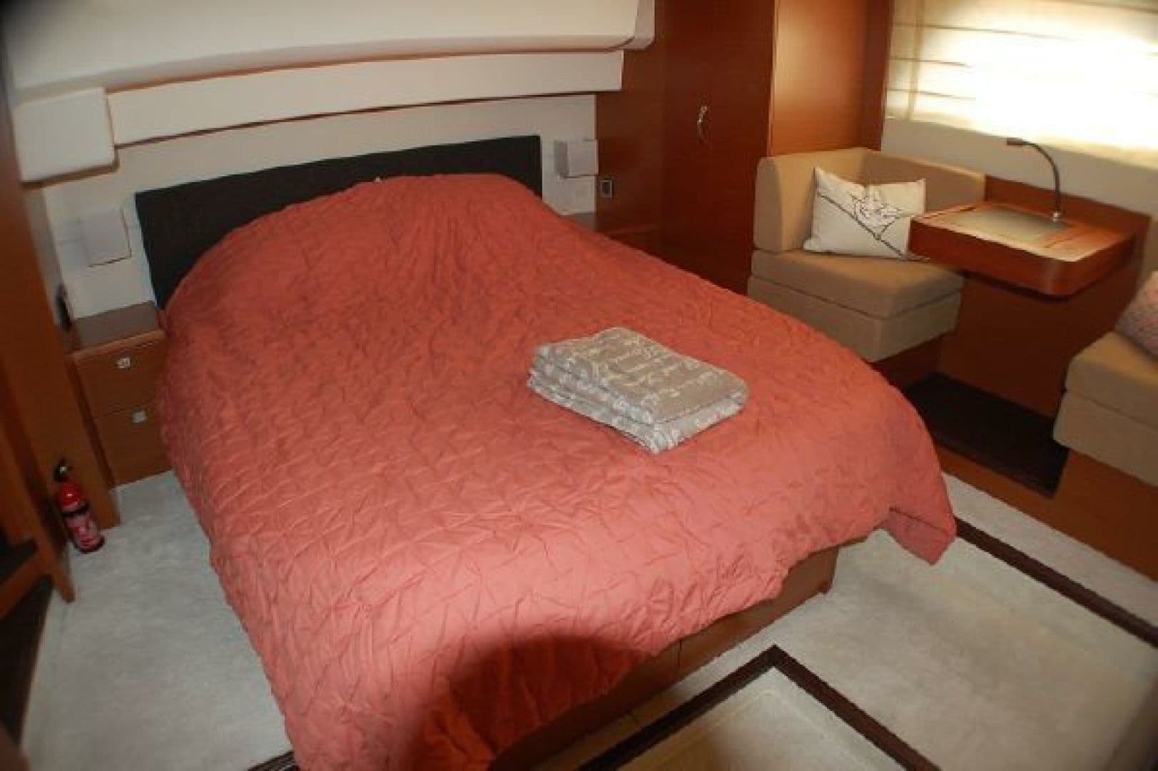 2014 Prestige 500 — photo 15