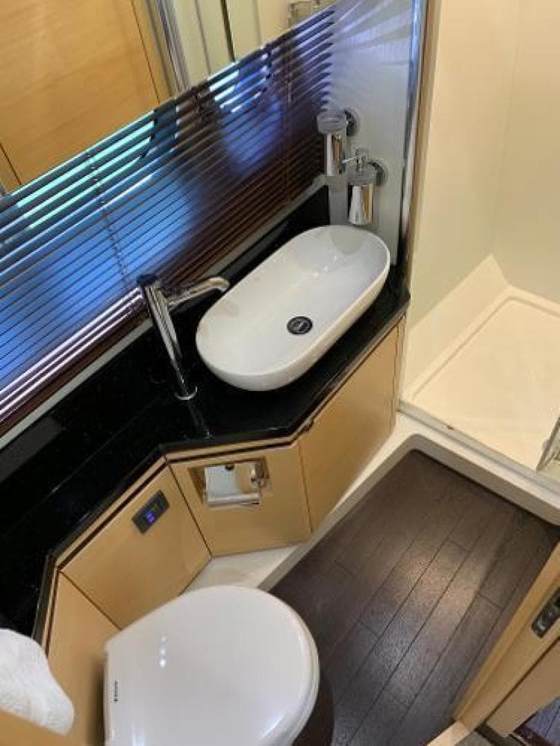 2014 Sunseeker San Remo — photo 4