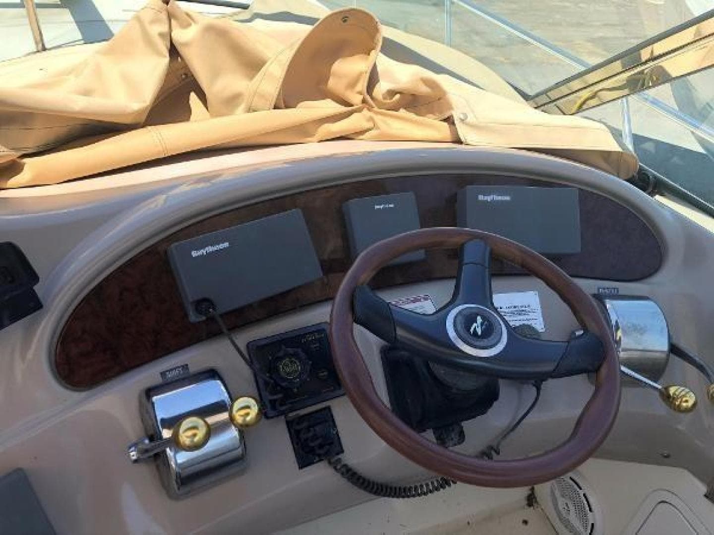 2000 Sea Ray Sundancer — photo 5