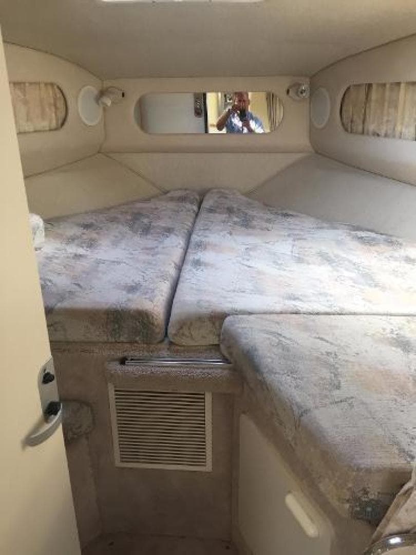 1997 Sea Ray Sundancer — photo 9