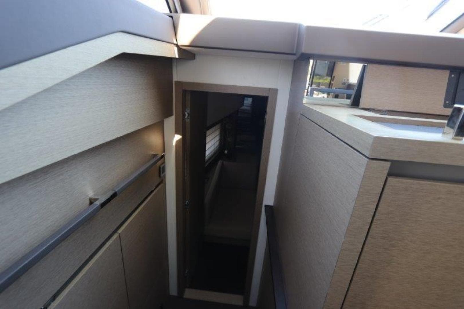 2017 Prestige Motoryacht — photo 17