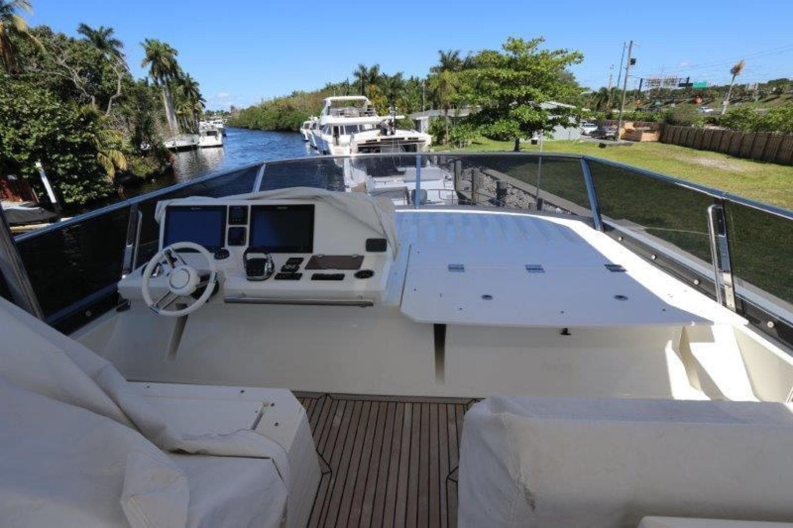 2017 Prestige Motoryacht — photo 27