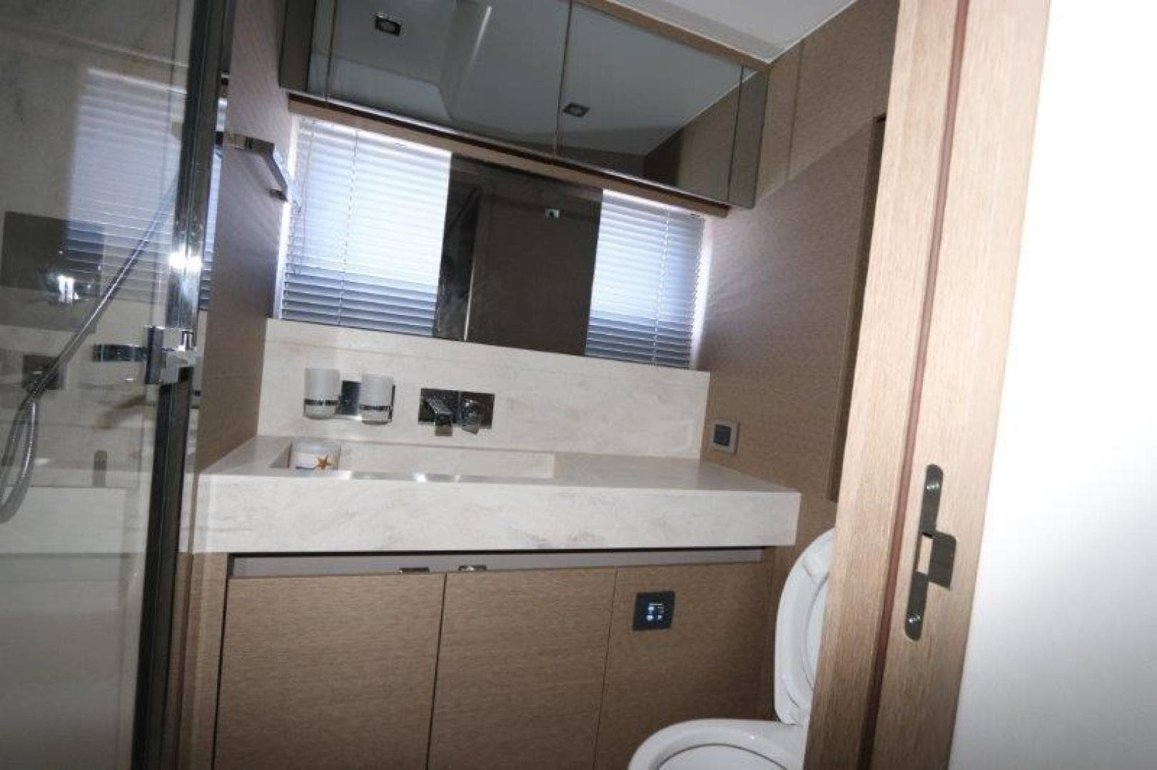 2017 Prestige Motoryacht — photo 21