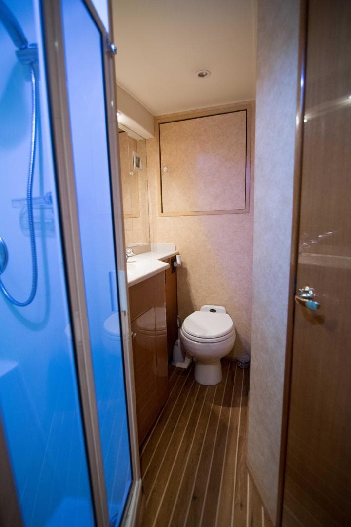 2001 Viking Express — photo 19