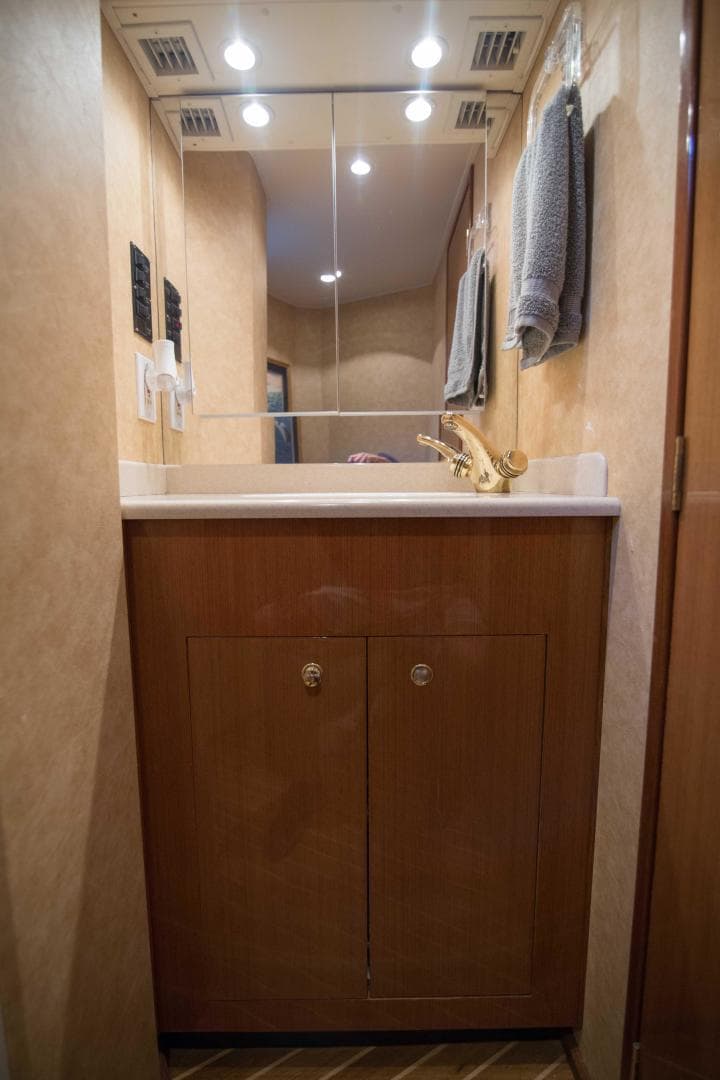 2001 Viking Express — photo 14