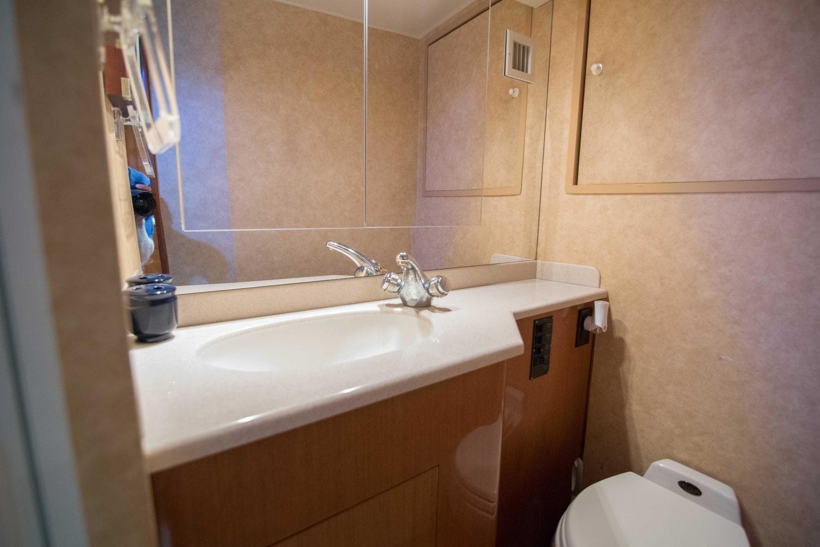 2001 Viking Express — photo 22