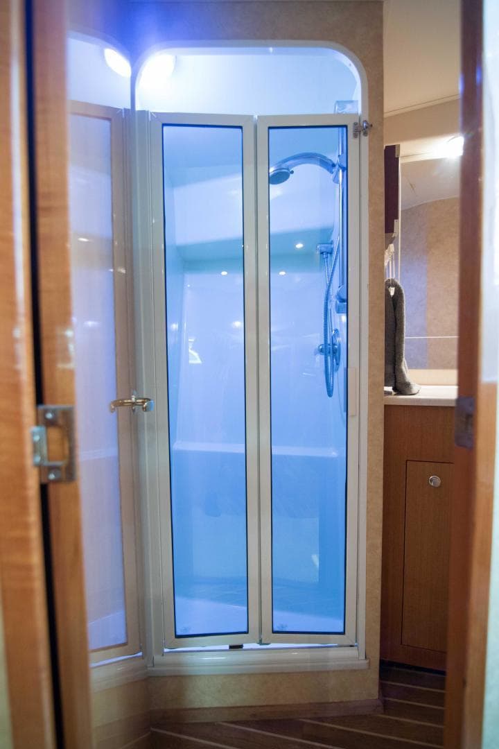 2001 Viking Express — photo 21