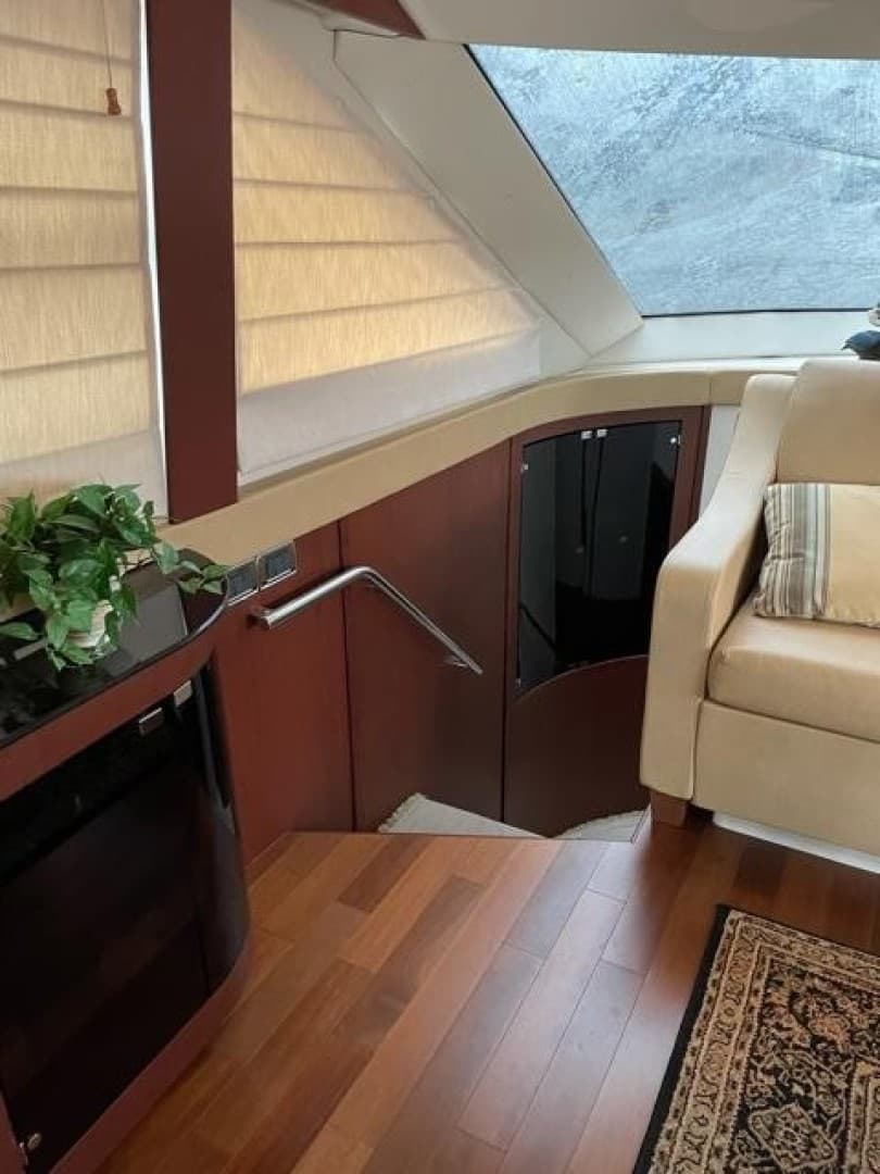 2012 Meridian 541 Sedan — photo 13
