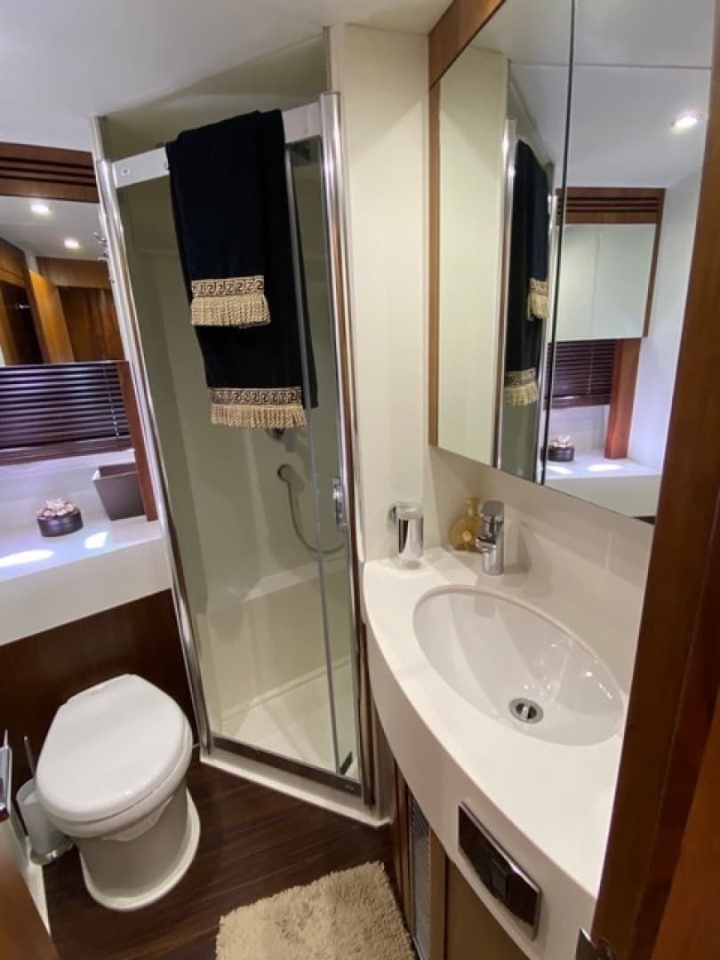 2015 Sunseeker Manhattan 55 — photo 34