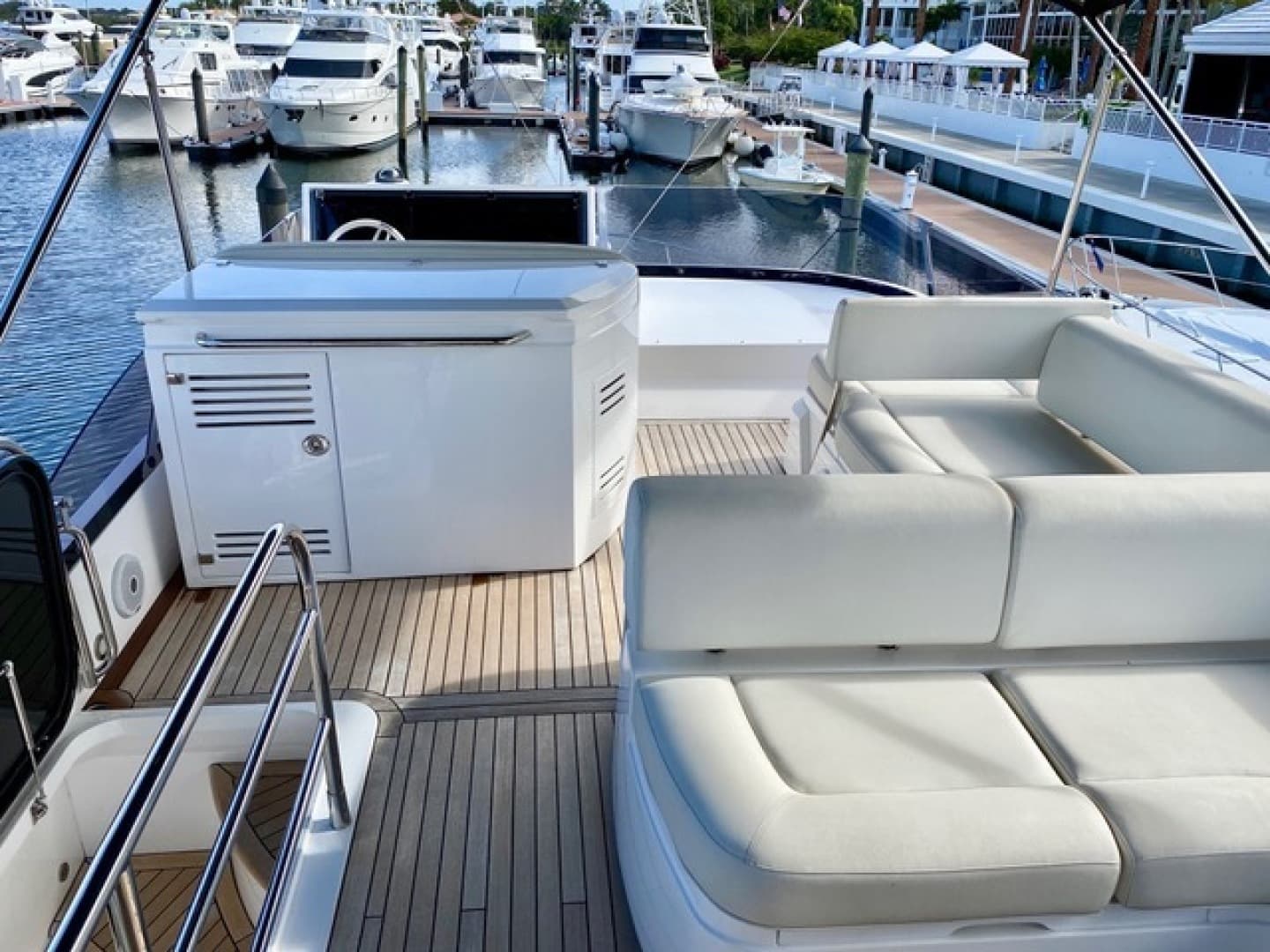 2015 Sunseeker Manhattan 55 — photo 9