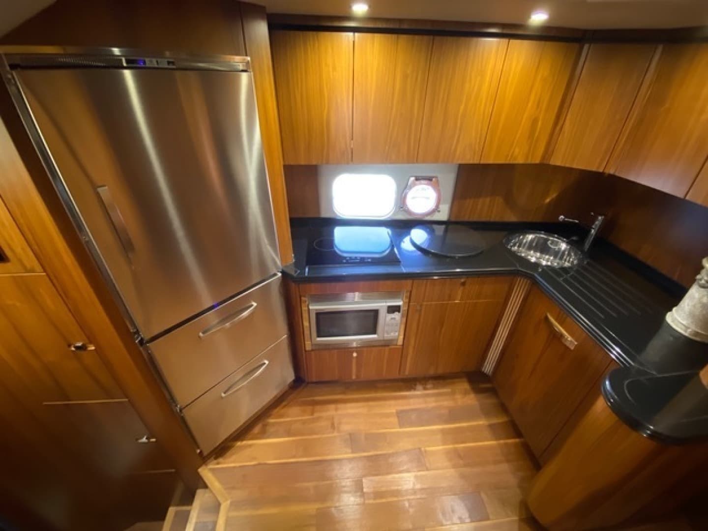 2015 Sunseeker Manhattan 55 — photo 23