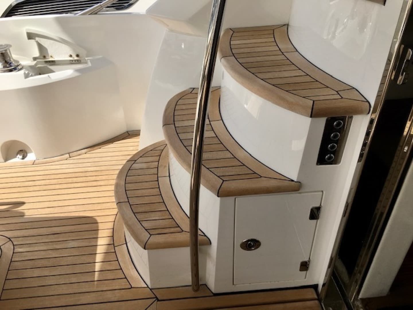 2015 Sunseeker Manhattan 55 — photo 12