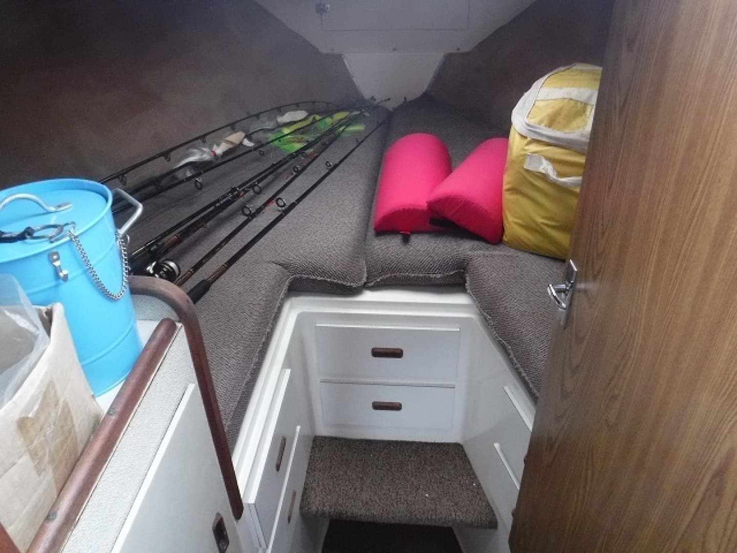 1980 Bertram 33 — photo 7