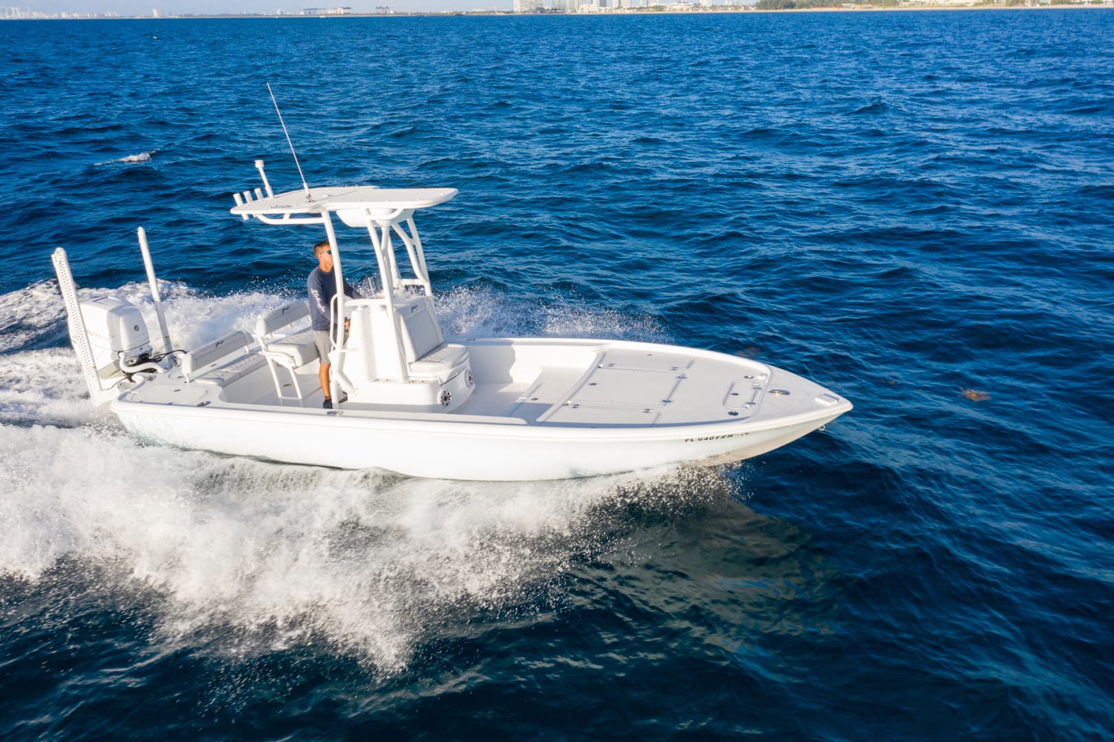 2026 Yellowfin 24 Bay Ce — photo 9