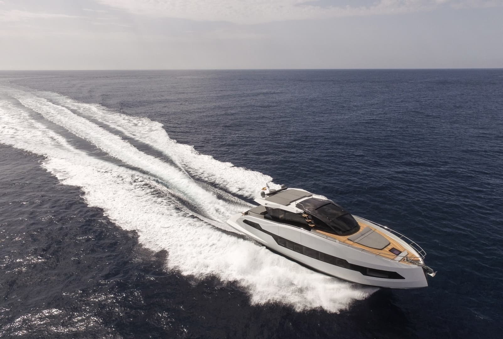 2021 Astondoa 655 Coupe — photo 4