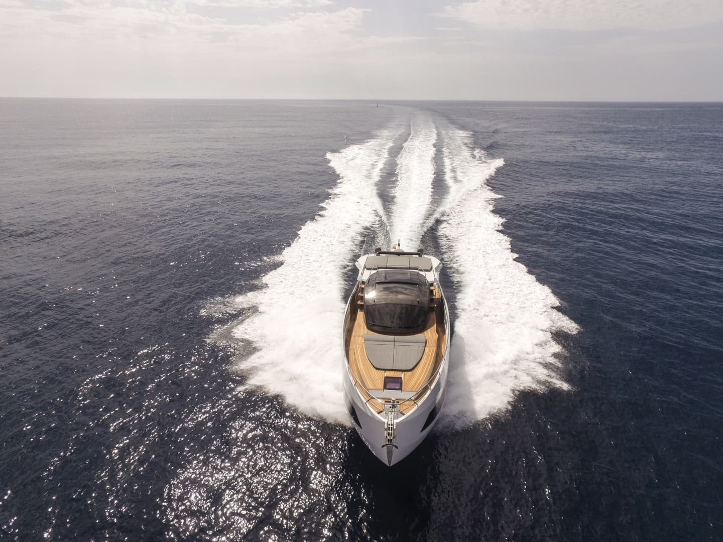 2021 Astondoa 655 Coupe — photo 2