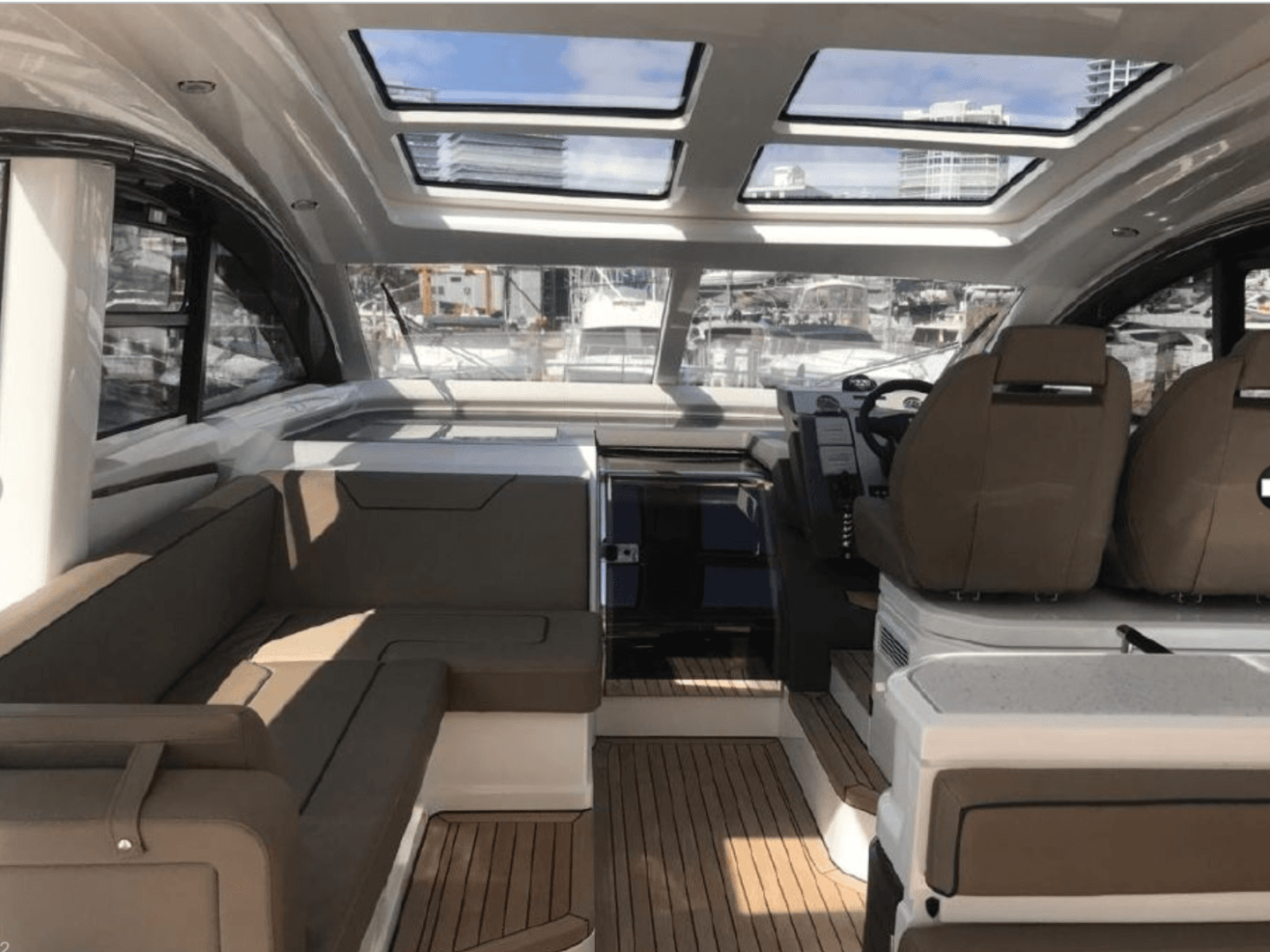 2018 Fairline Targa 53 Open — photo 13