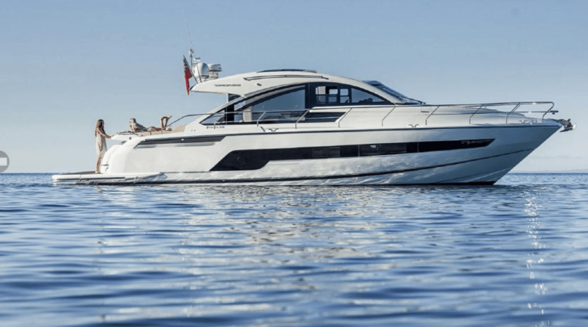 2018 Fairline Targa 53 Open — photo 3