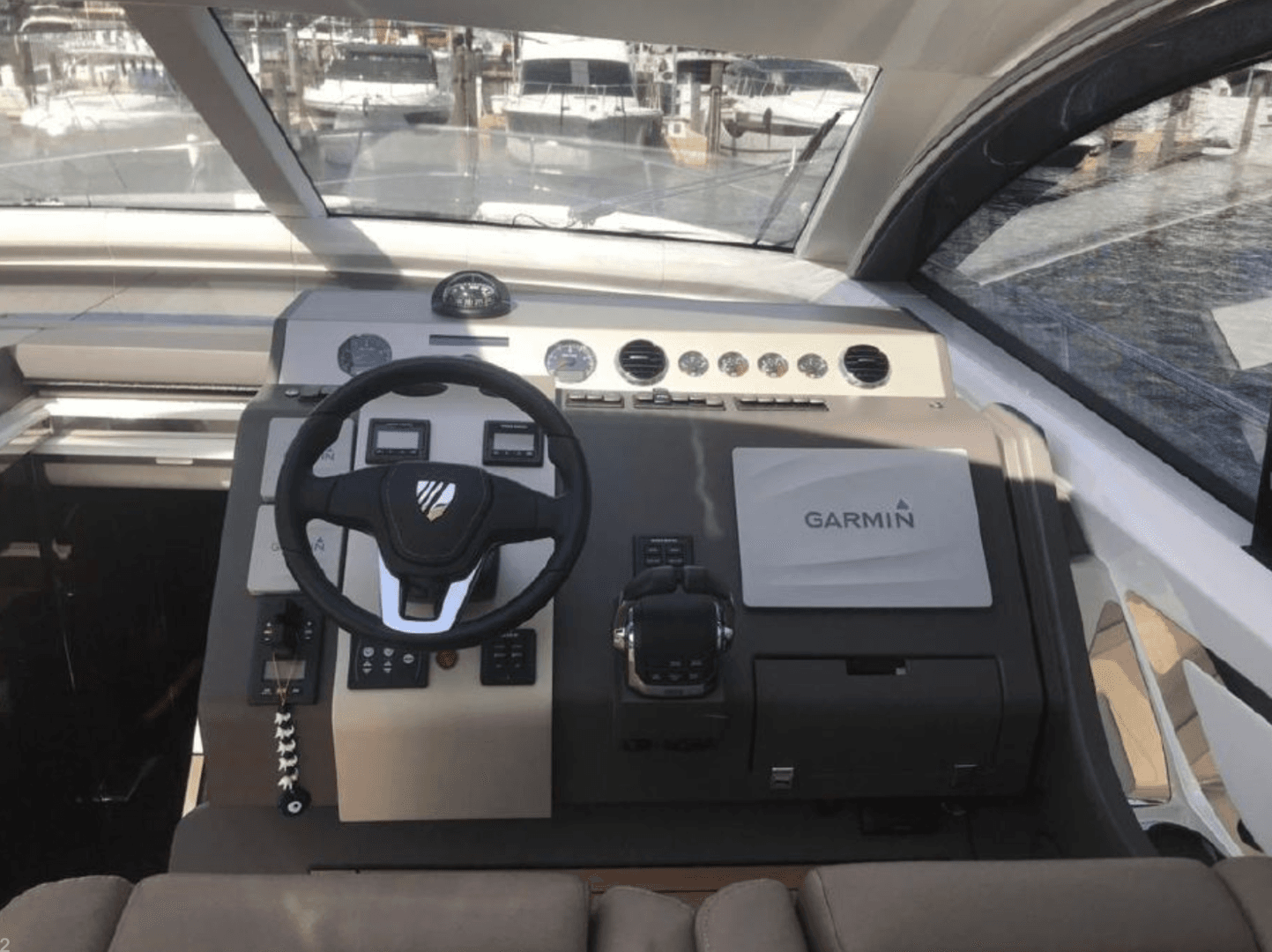 2018 Fairline Targa 53 Open — photo 11