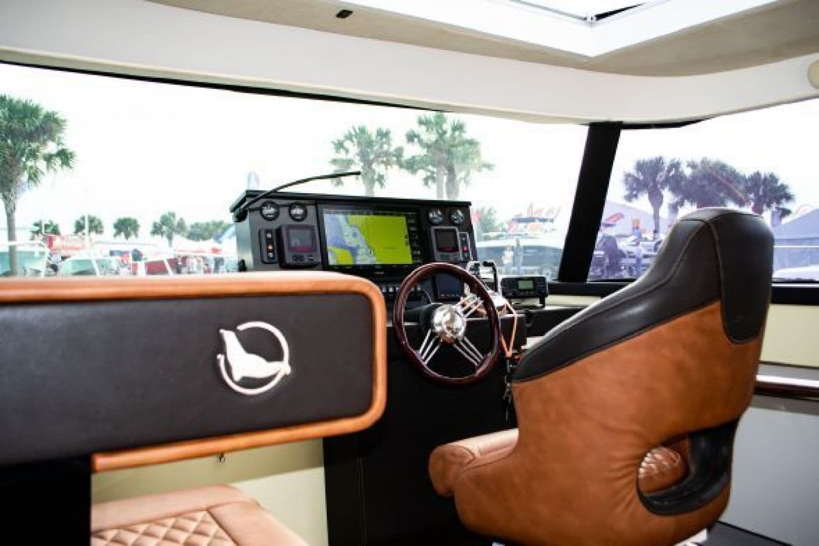 2019 Monachus Issa — photo 3