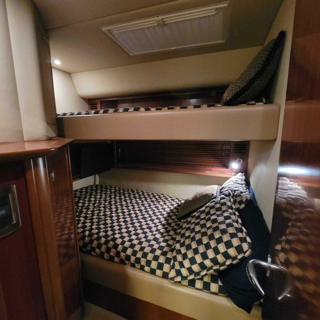 2005 Sea Ray 500 Sundancer — photo 69