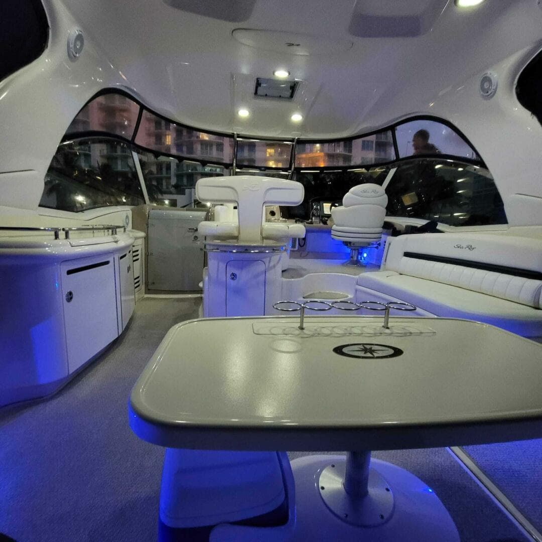 2005 Sea Ray 500 Sundancer — photo 64