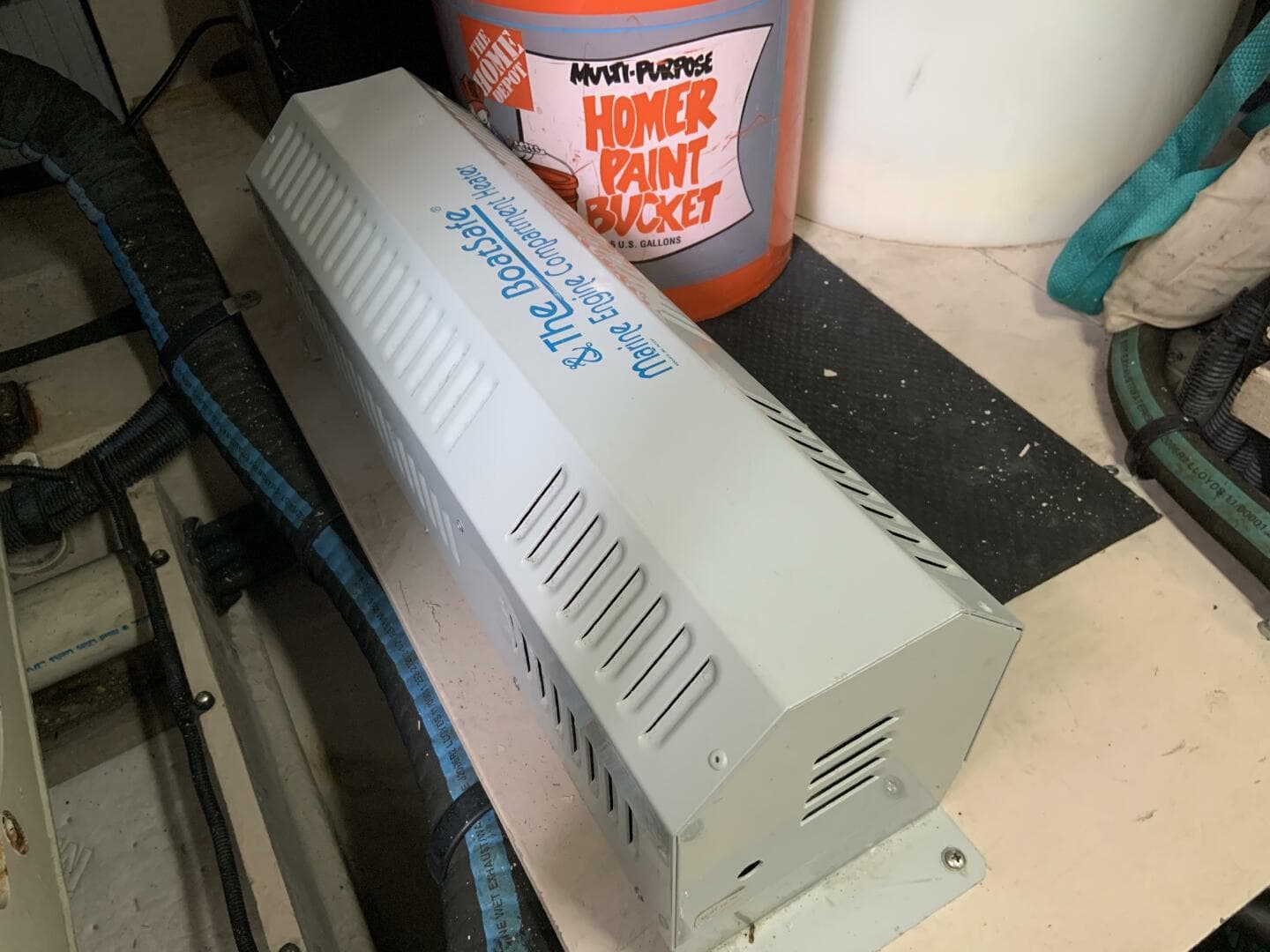 2005 Sea Ray 500 Sundancer — photo 26