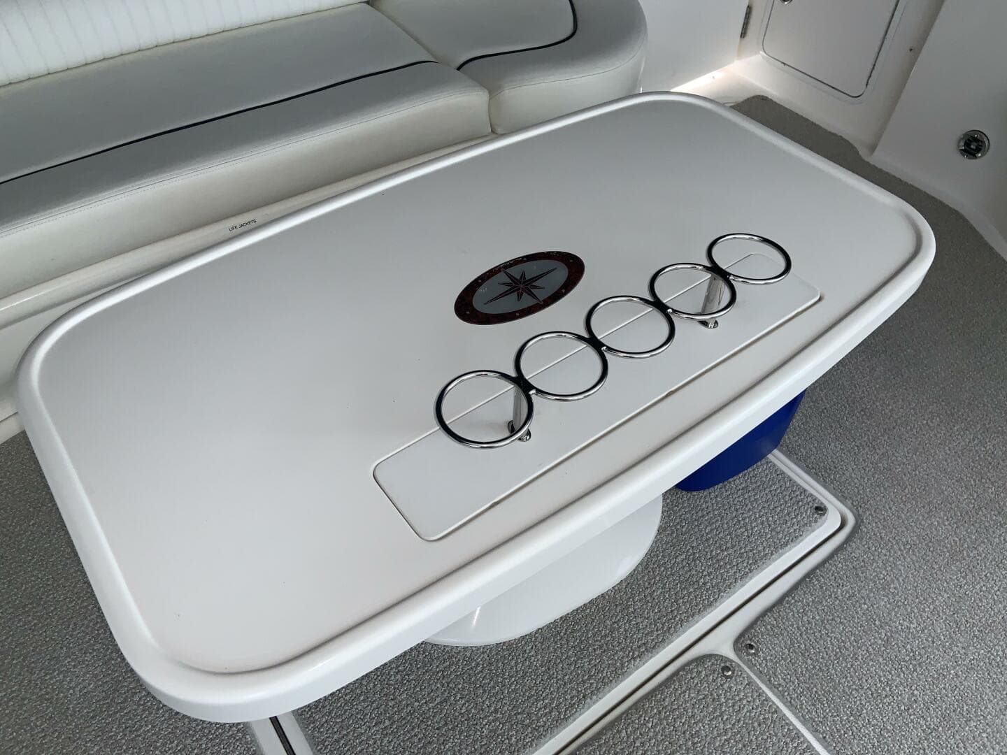 2005 Sea Ray 500 Sundancer — photo 8