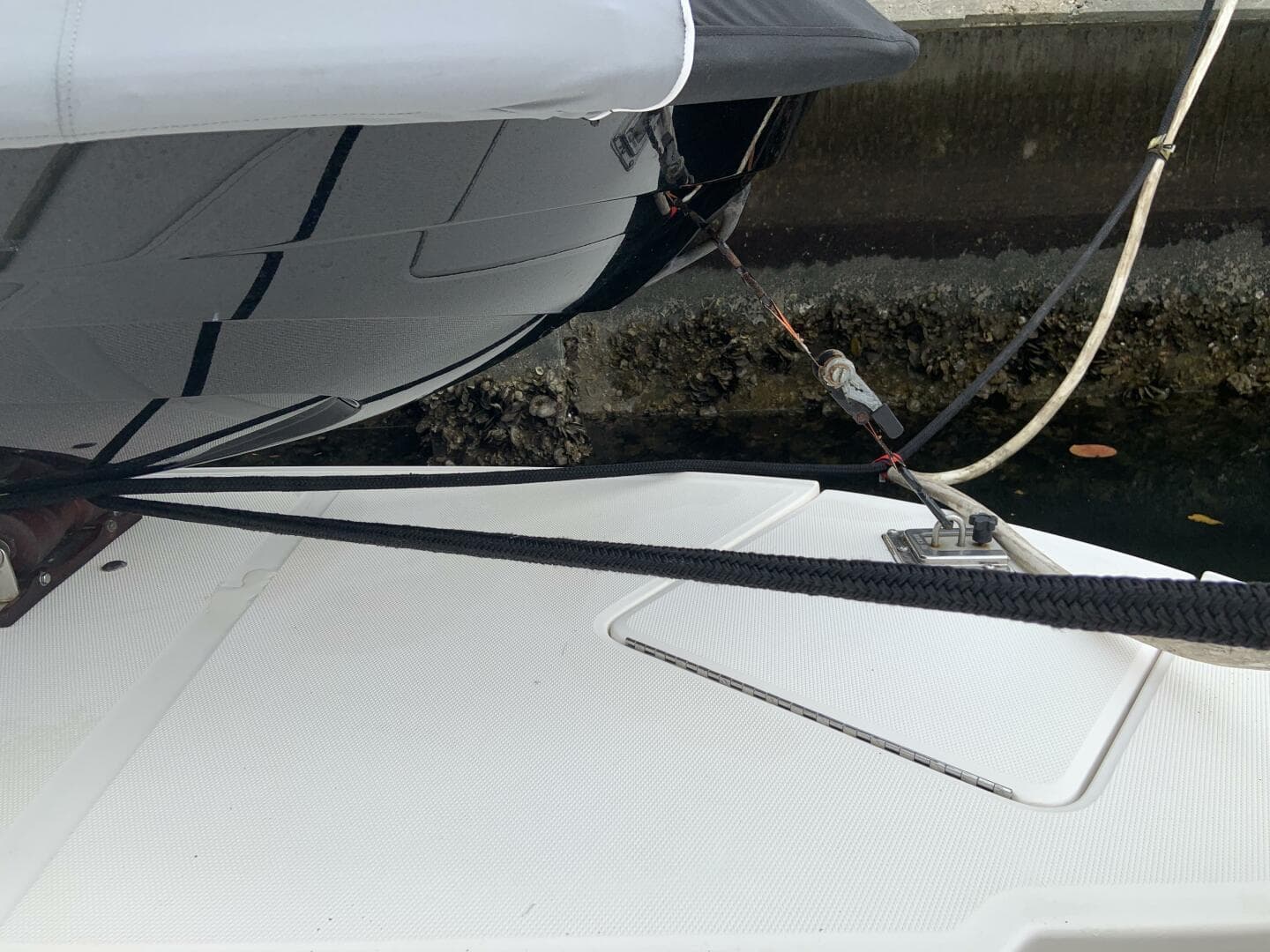 2005 Sea Ray 500 Sundancer — photo 16