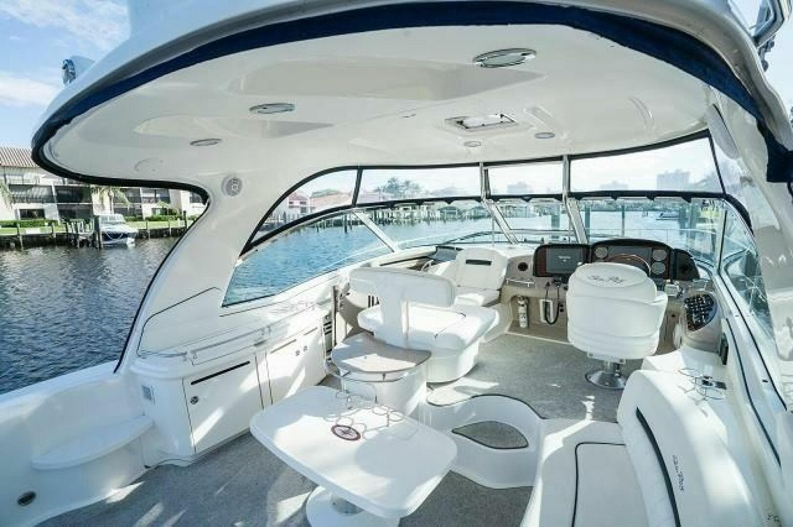 2005 Sea Ray 500 Sundancer — photo 61