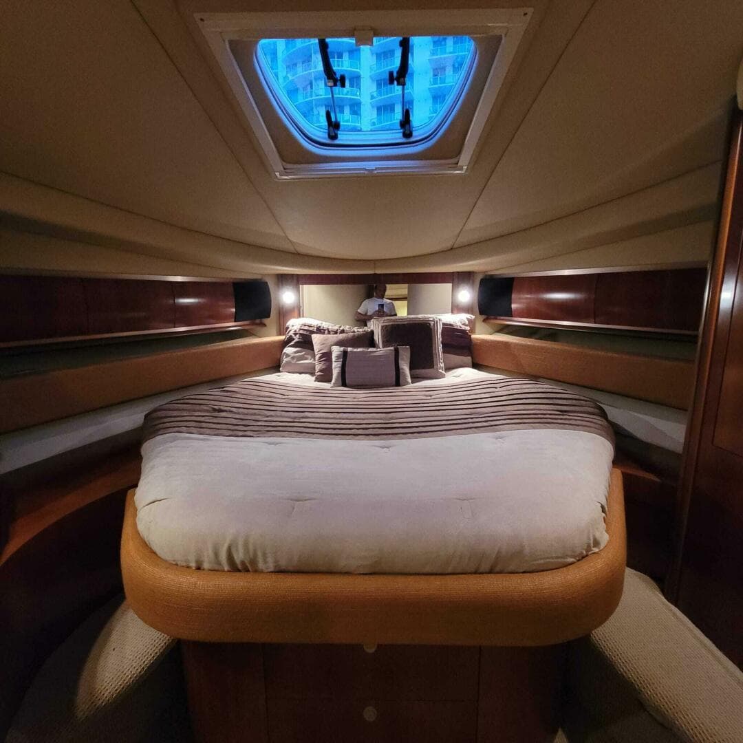 2005 Sea Ray 500 Sundancer — photo 71