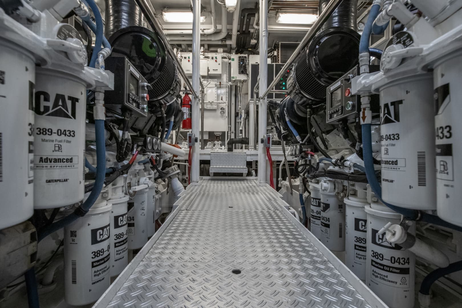 1992 Feadship — photo 46