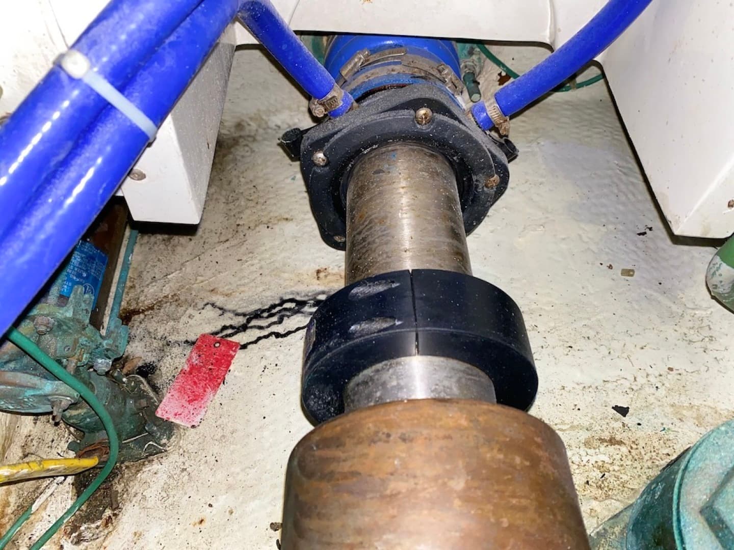 1998 Hatteras Sport Deck — photo 74