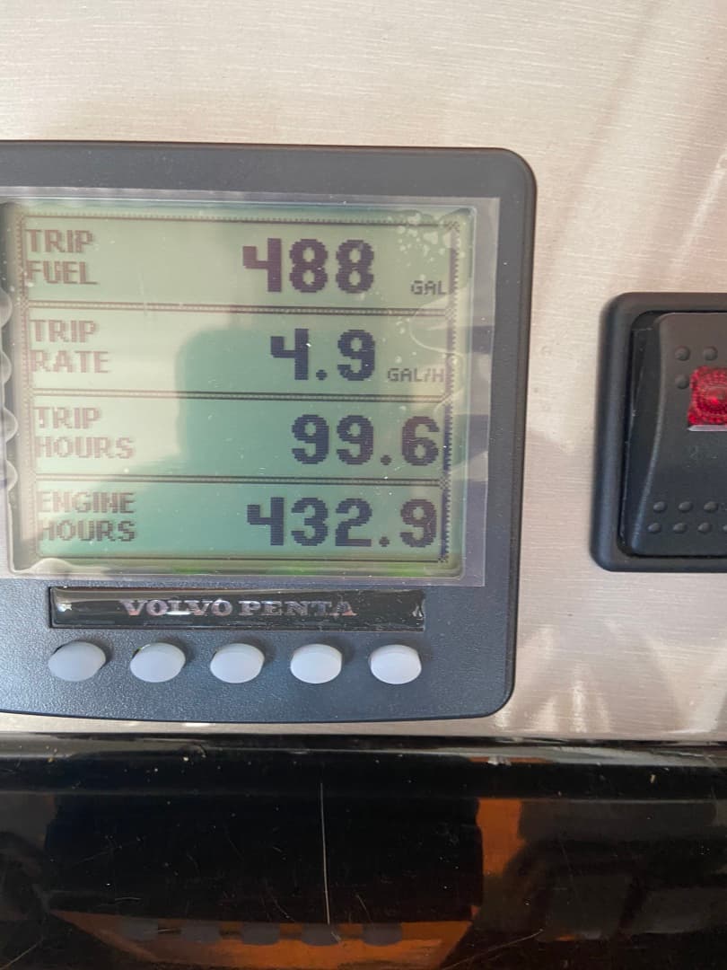 2009 Regal 5260 — photo 17