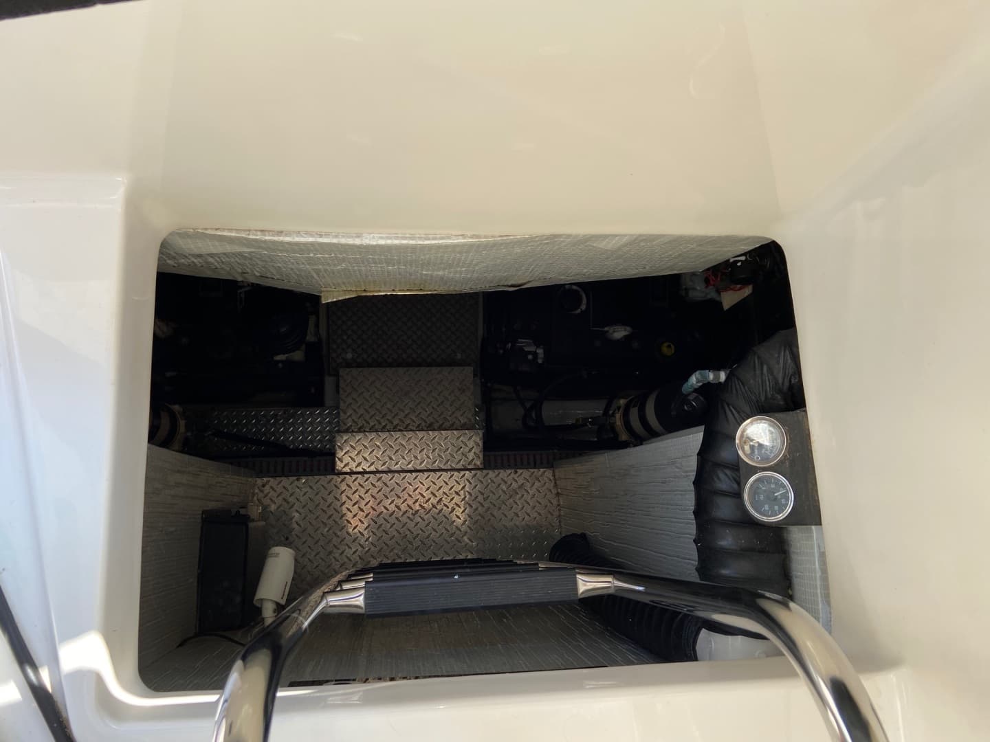 2009 Regal 5260 — photo 47