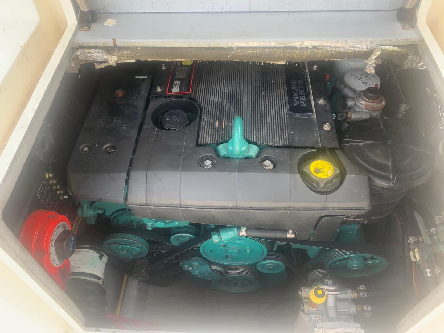 2006 Albemarle 242 Center Console — photo 15