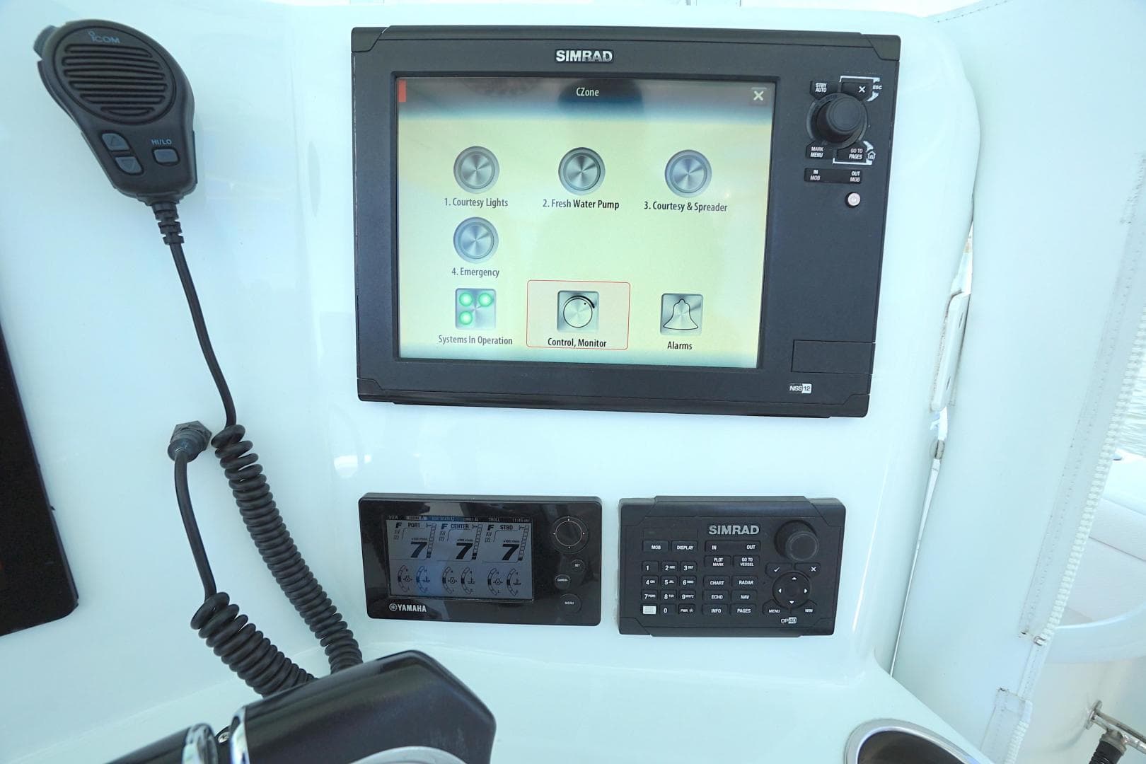 2013 Yellowfin 42 — photo 21