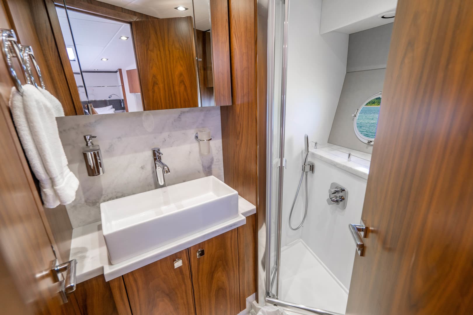 2019 Sunseeker Predator — photo 78