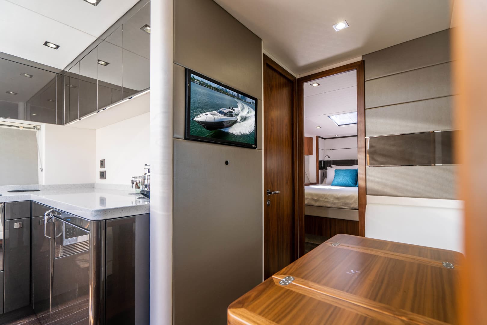 2019 Sunseeker Predator — photo 70