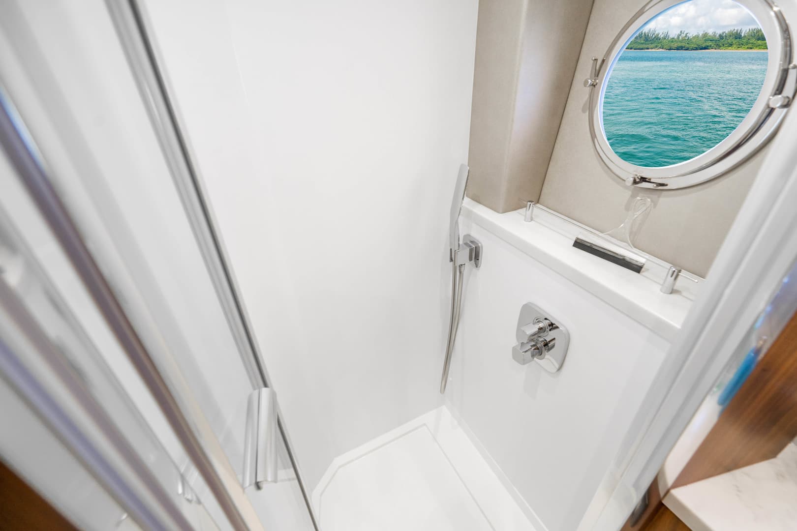 2019 Sunseeker Predator — photo 87