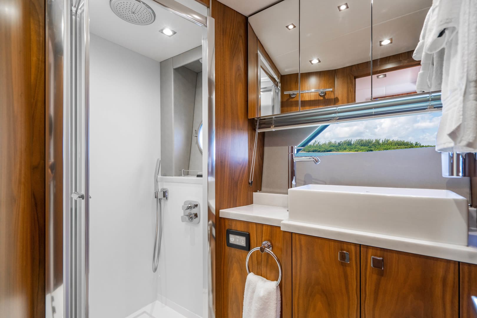 2019 Sunseeker Predator — photo 84