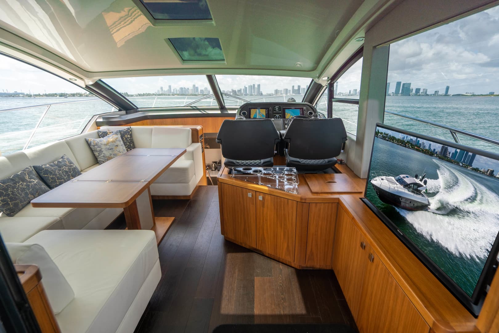 2019 Sunseeker Predator — photo 41