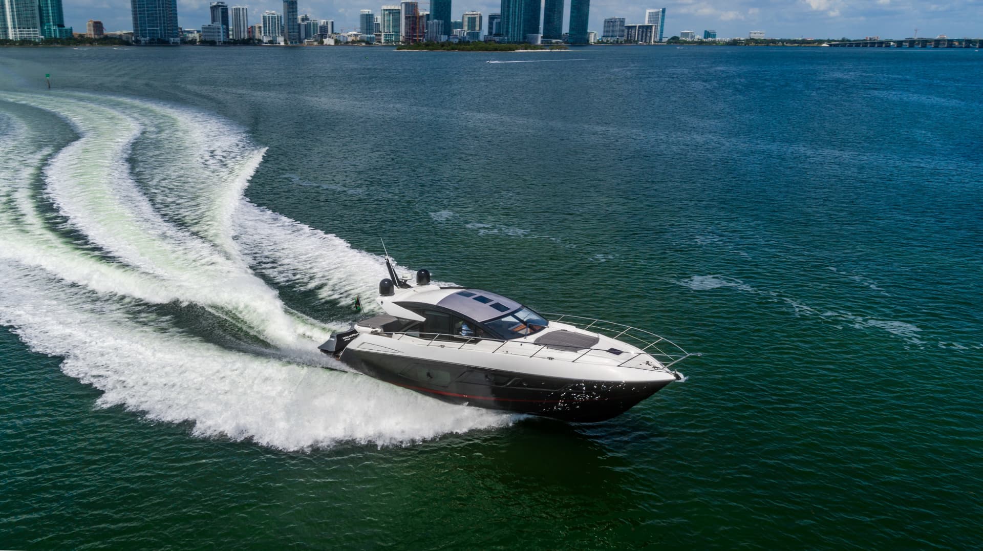 2019 Sunseeker Predator — photo 10